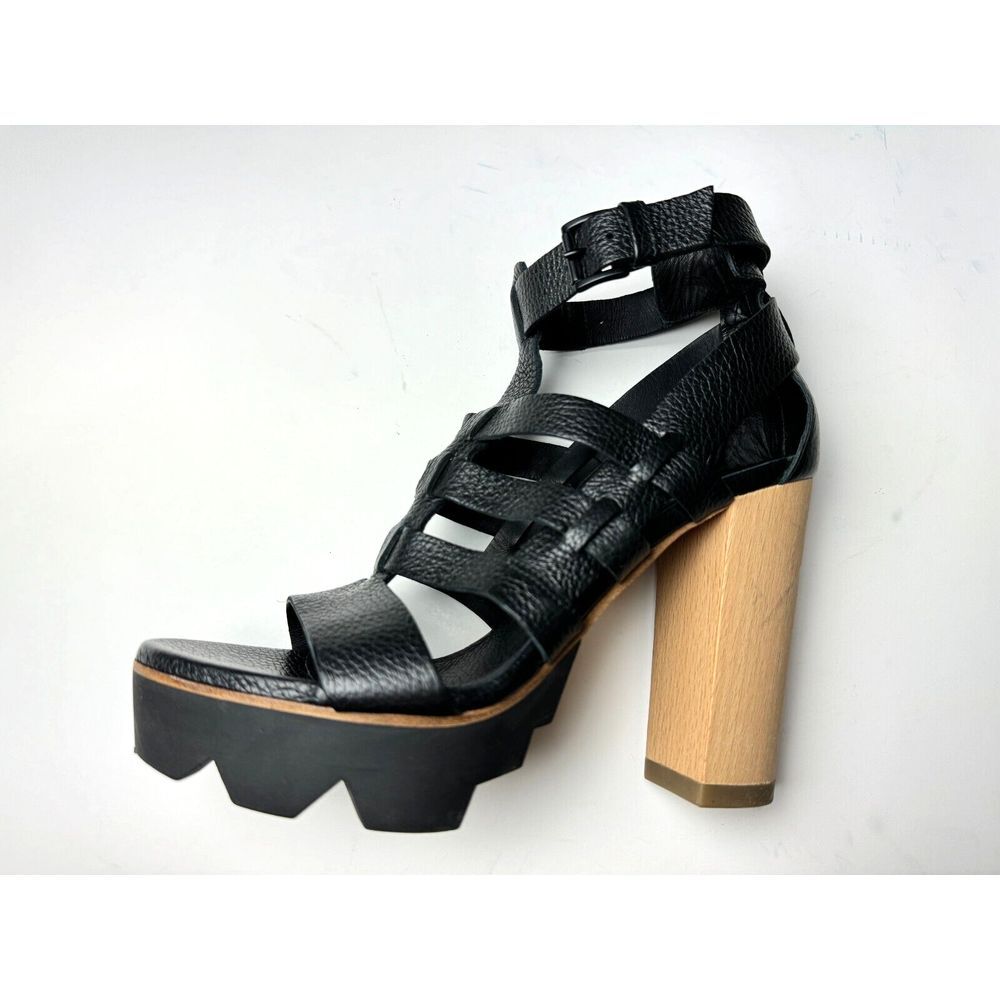 Vic Matie Italy High‎ Heel Sandals Women 39 US 9 EUC Black Leather Strap Shoes